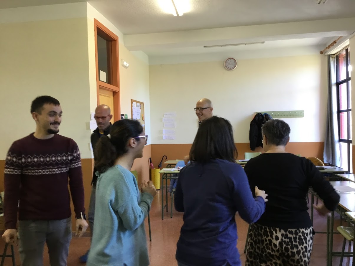 A Speaking Activity Just A Minute Musical Chairs Blog De Cristina